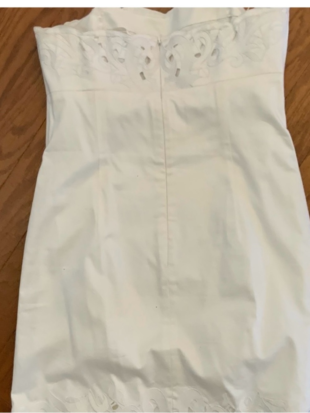 🌺Like new..WHITE HOUSE BLACK 8MARKET..beaded eyelet bone in dress🌺 - Picture 4 of 9